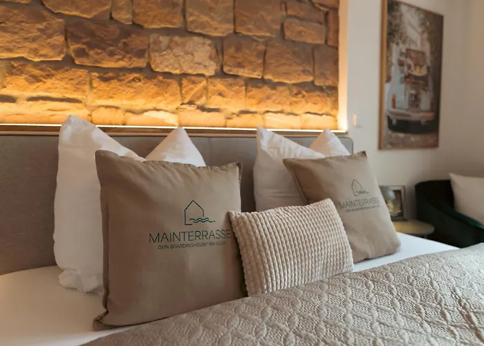 Mainterrasse Boardinghouse Am Fluss Klimatisierte Mit 80qm Terrasse Διαμέρισμα *